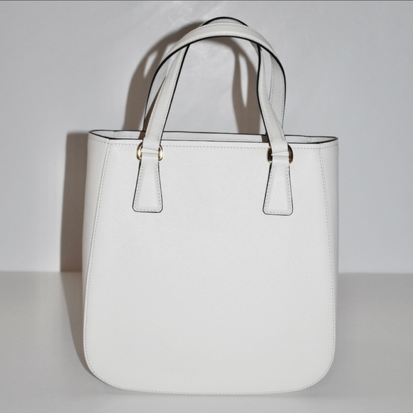 ♥️PRICE DROP l♥️Prada gorgeous bag, brand new - Picture 4 of 12